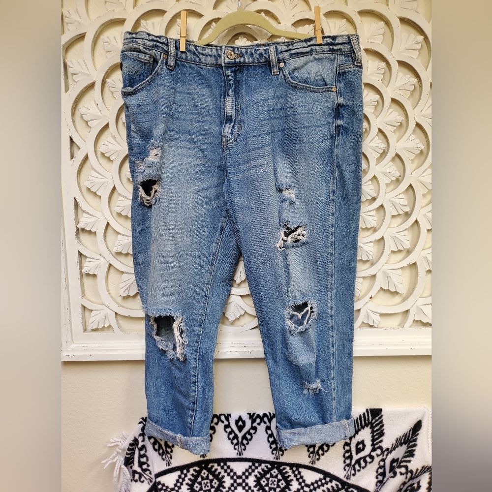 KanCan Distressed Denim Jeans Size 15 / 31